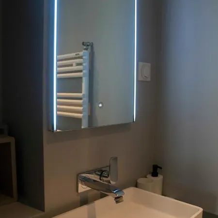 Nice Duplex With Wifi And Clim In Paris * Paris